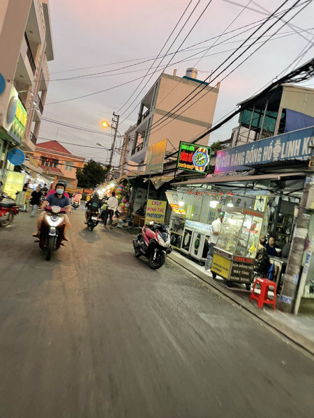 Giảm 20 tỷ Lô Đất Hóc Môn 83x149m mặt tiền 42m Giá 90 tỷ TL, Bà Điểm, HM.