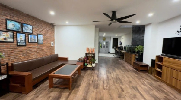 CHỈ 6.5 TỶ - SIÊU PHẨM 3 TẦNG, HÒA XUÂN - 4PN - GẦN PHẠM HÙNG, MẸ THỨ.