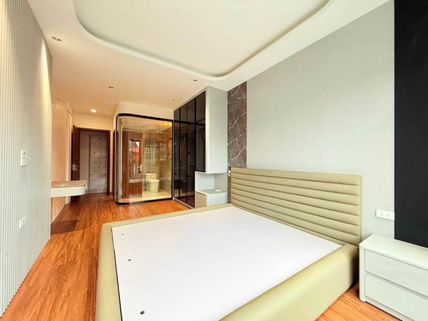 BÁN NHÀ HOÀNG VĂN THÁI  38m2 - 6 TẦNG THANG MÁY TRUNG TÂM THANH XUÂN - Ô TÔ VÀO NHÀ - 10M RA PHỐ -