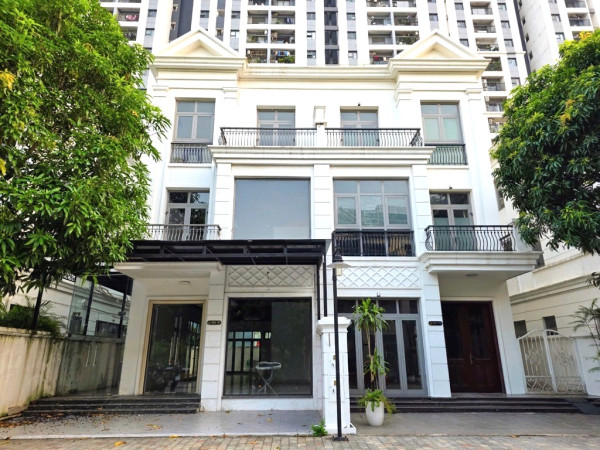 BÁN NHÀ  CỔ LINH - ĐẲNG CẤP THƯỢNG LƯU - THIẾT KẾ DUPLEX ĐỘC BẢN 70M2—7 Tầng- 2x Tỷ [0372311369]