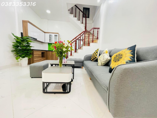 Bán nhà PHÚC LỢI ------- NGÕ TO NHƯ PHỐ -------- MT 4m 5 TẦNG ------------ HƠN 5TỶ