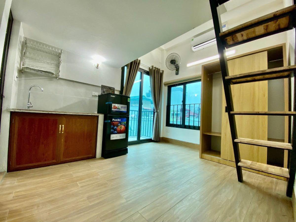 CẦN BÁN CCMN LA THÀNH - 104 M2 - 7 TẦNG - MT 8- GIÁ 27.5 TỶ
