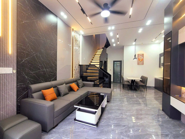 chào bán nhà 3 tầng kiệt trần đình tri.gần biển