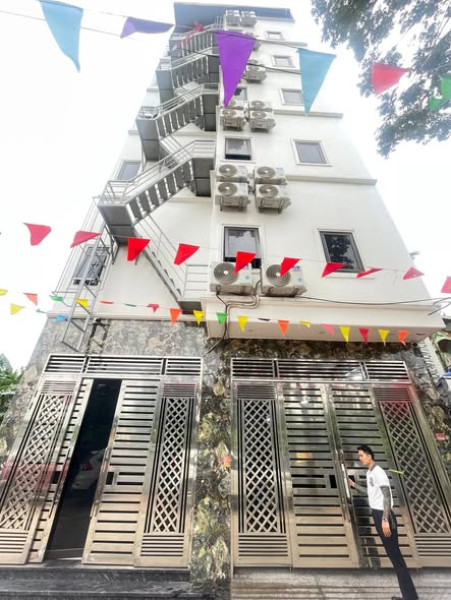 Hoàng Như Tiếp Long Biên 10 tỷ 50m,ô tô đỗ cửa,gần phố