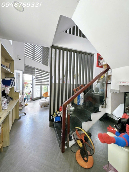 MẶT TIỀN 7 TẦNG THANG MÁY NGAY CẦU CHÀ VÀ GIÁP QUẬN 5 – TRUNG TÂM QUẬN 8 – CHỈ 12 TỶ-0948769331
