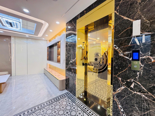 THÍCH QUẢNG ĐỨC SIÊU PHẨM PHÚ NHUẬN - OTO NGỦ NHÀ - 5 TẦNG - 50M2 - THANG MÁY - FULL NỘI THẤT -