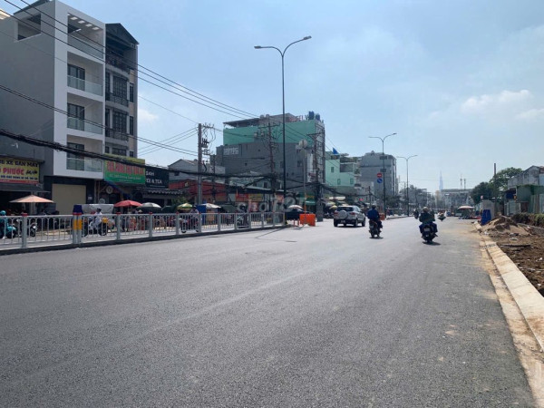 Bán đất đường 8m Tân Chánh Hiệp 18