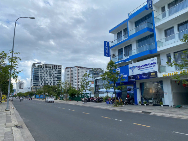 Hà Quang 2 đường số 4 Thích Quảng  Đức ( gần trục đường số 7 )
Giá 96 ép cọc riêng ~ 11tỷ
Lh :