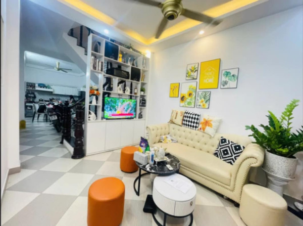 BÁN NHÀ RIÊNG TẠI ĐƯỜNG TRẦN CUNG, CỔ NHUẾ 40 M2, 4T, 9 TỶ NHỈNH, NHÀ ĐẸP Ở NGAY, FULL NỘI THẤT.