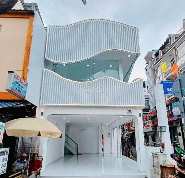 Chính Chủ Bán Mặt Tiền Nguyễn Thiện Thuật, P.1, Q.3: (5x7.8m), Giá Tốt 22,9 Tỷ!