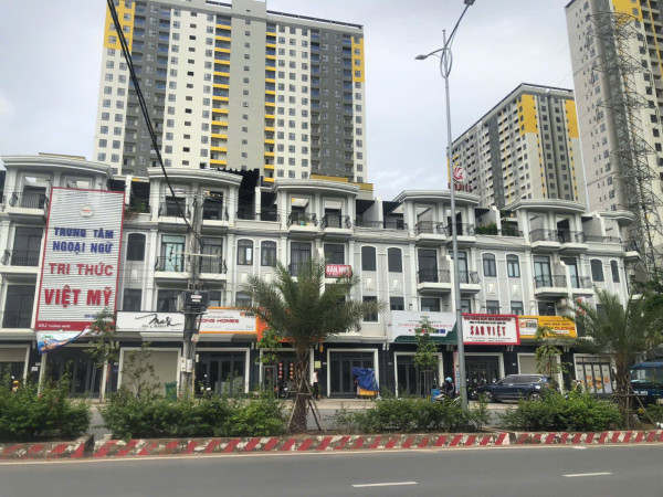 Chính chủ bán đất thổ + vườn Đường Rạch Cát,Lương Bình, Bến Lức, Long An