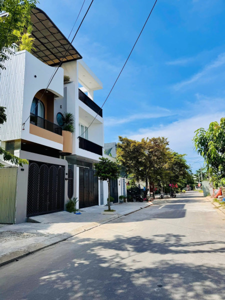 Bán đất Lê Văn Quý đường 7m5 biển Phạm Văn Đồng