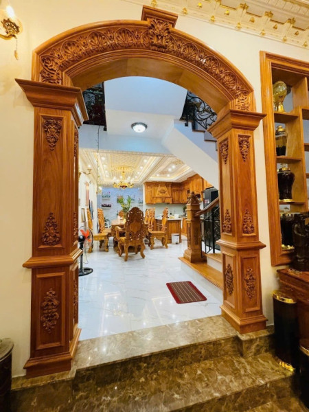 # Mặt Tiền Hải Châu Ca Văn Thỉnh, 75m2, gác lửng, 7.4 tỷ
