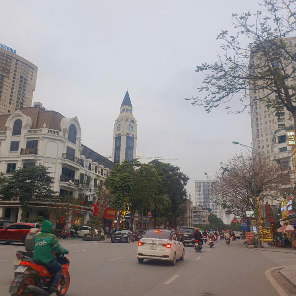 Văn phú Hà Đồng 5 tầng thang máy12 tỷ cần bán gấp