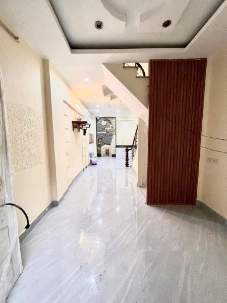 Bán nhà dòng tiền phố gần Công Viên Cầu Giấy, nhà 5x44m2, giá nhỉnh 9 tỷ