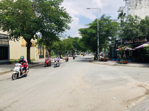 Bán đất KDC đông thủ thiêm tại quận 2, 132m2